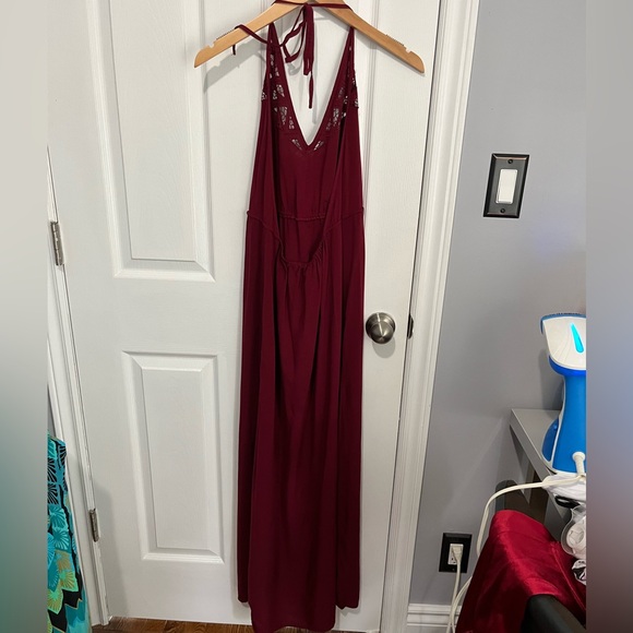 Forever 21 open back maxi dress - Picture 3 of 8